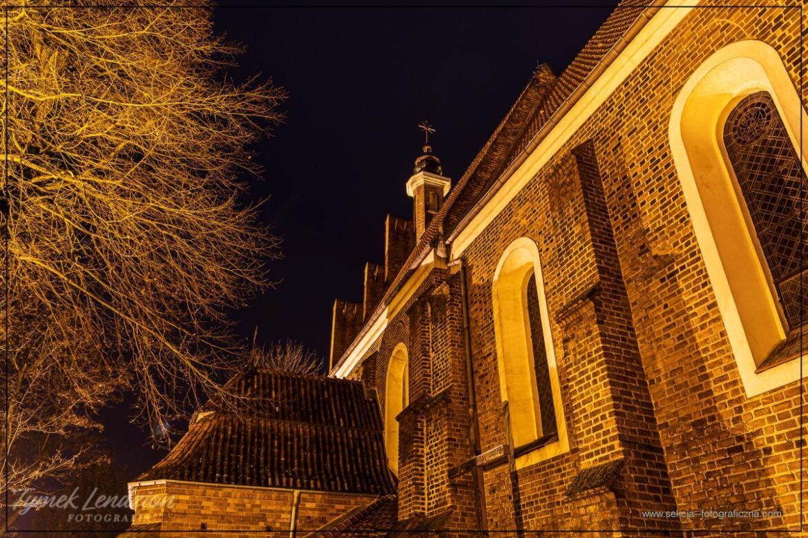Nocny kościół w Kaźmierzu